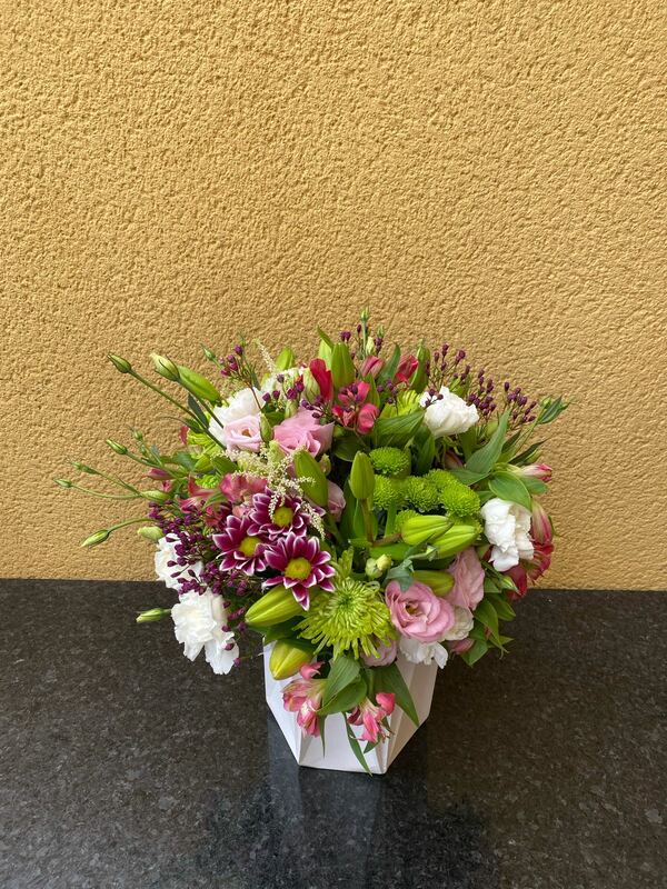Ashleigh delivered by The Flower Girls Spain in Daya Nueva