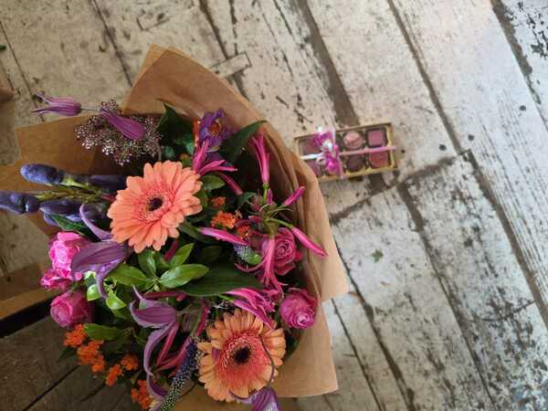 Bright Posy delivered by Bright Blooms 17 days ago