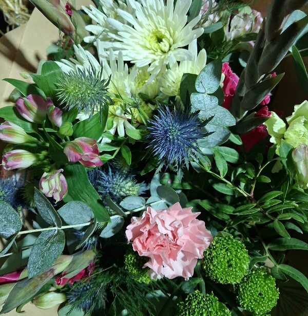 Pinky and Perky delivered by Island Breeze Designs 4 days ago