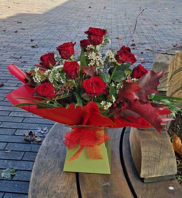 Smooch delivered by Flowers By Anne in Mold