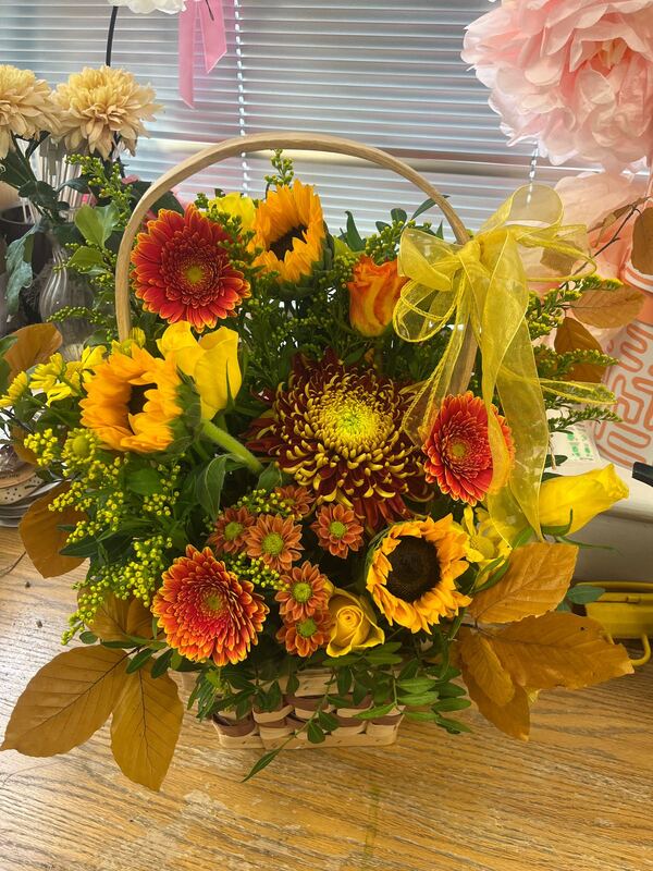 Autumn basket, flowers delivered by Berry Blooms New Forest in Romsey