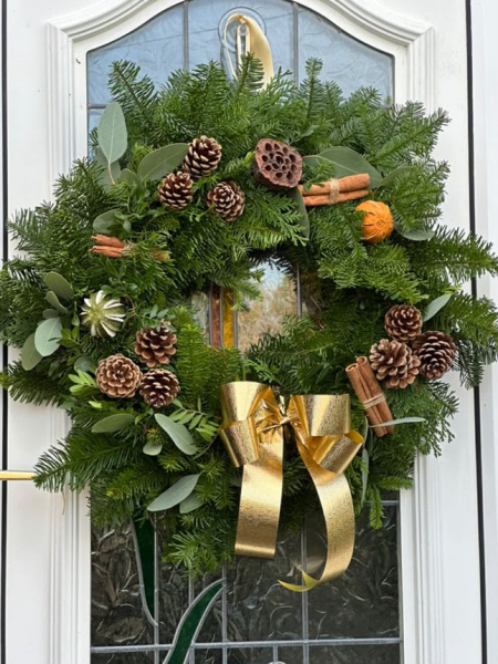 Golden woodland wreath