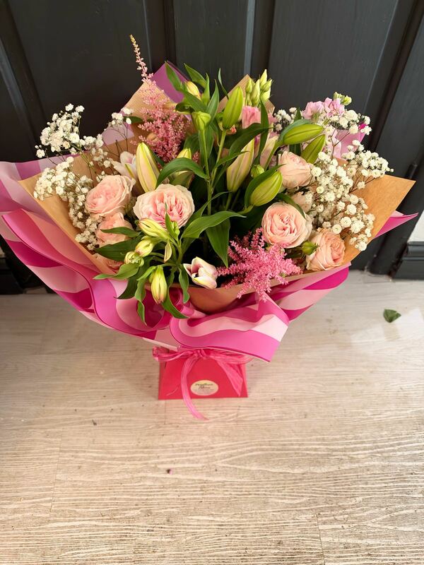 Florist Choice Handtied delivered by Mayflower Bloom 3 days ago