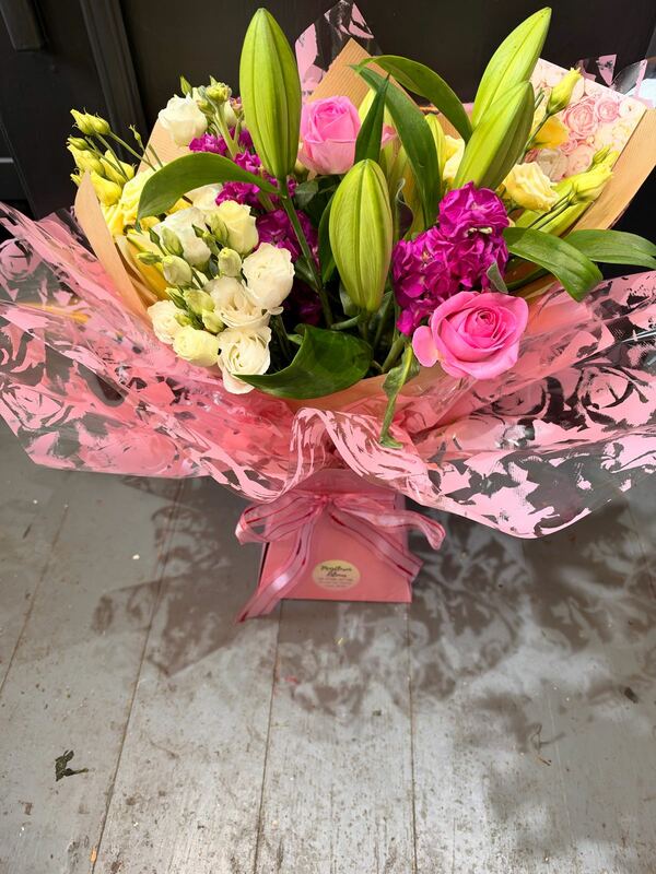 Hello delivered by Mayflower Bloom 5 days ago
