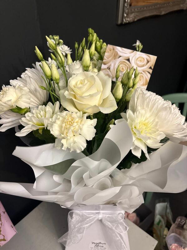 Florist Choice Flowers delivered by Mayflower Bloom 4 days ago