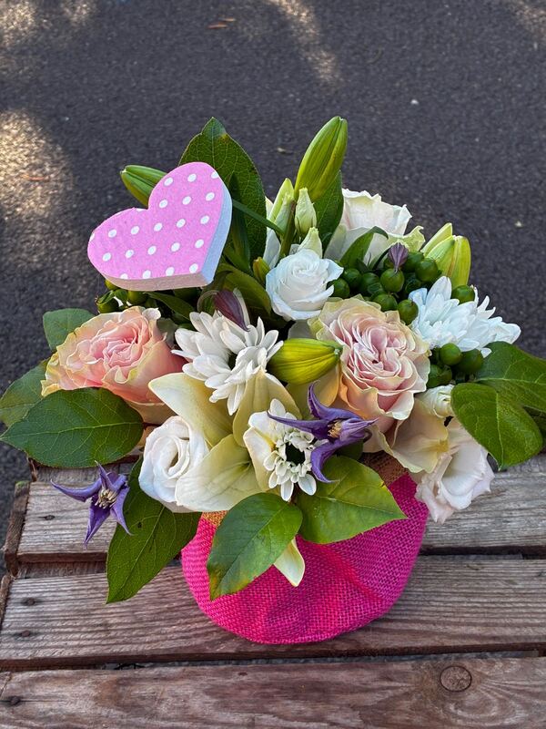 Hugs and Kisses delivered by Flowers by Rosie in Southampton