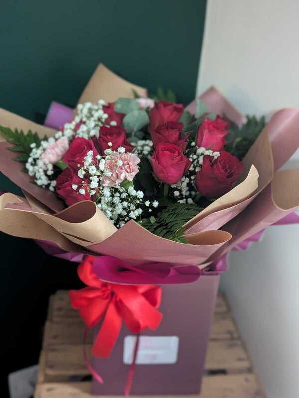 Smooch delivered by Sarahs Flowers Cheshire 9 hours ago