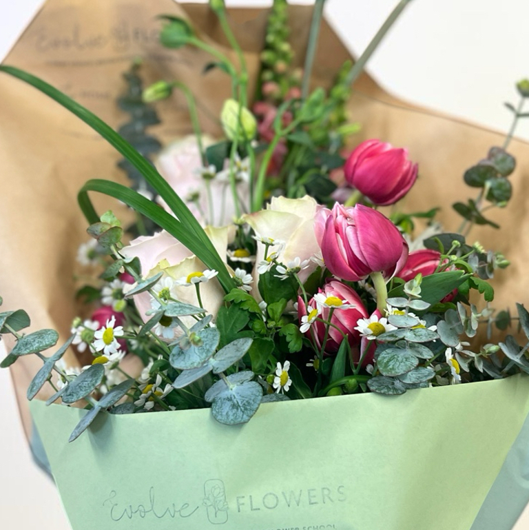 Seasonal posy nationwide delivery
