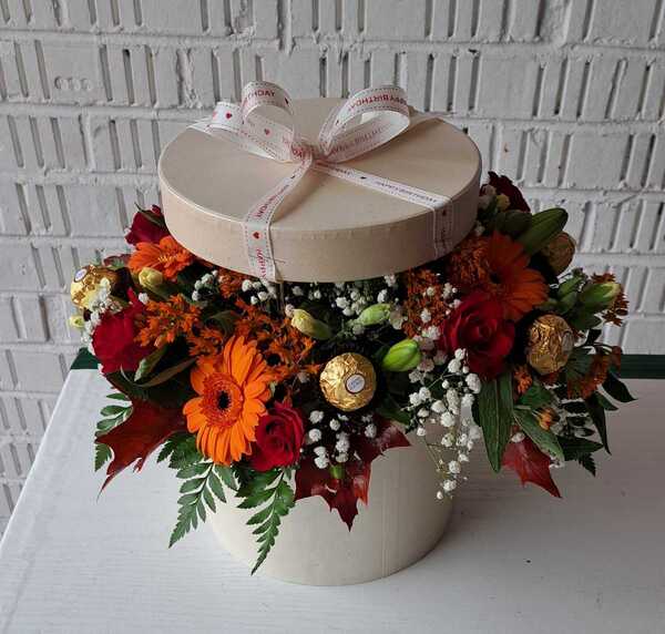 Surprise Her..Gift Box, flowers delivered by Have Fun With Flowers in Glasgow