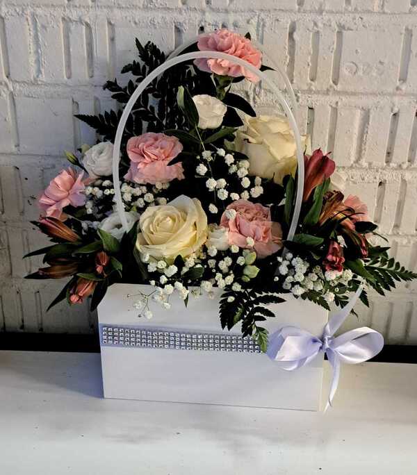 Blush Beauty delivered by Have Fun With Flowers Just now
