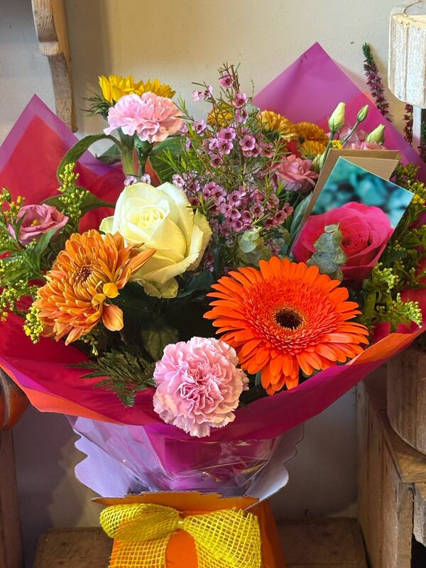 Tropic vibes delivered by Flowers Unique in Moate