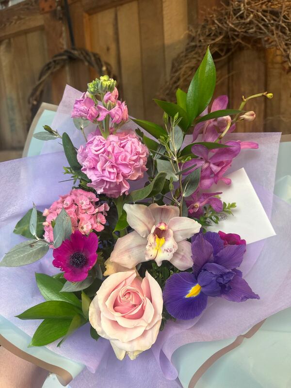 Cool Breeze delivered by All For Love Flowers in Invercargill