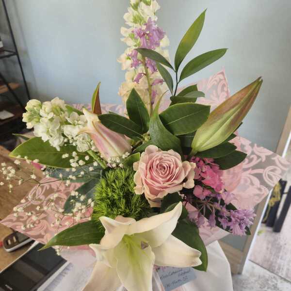 Heavenly, flowers delivered by All For Love Flowers in Invercargill